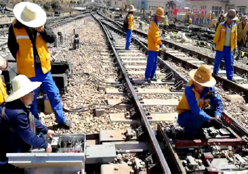 ZK4型电空转辙机
